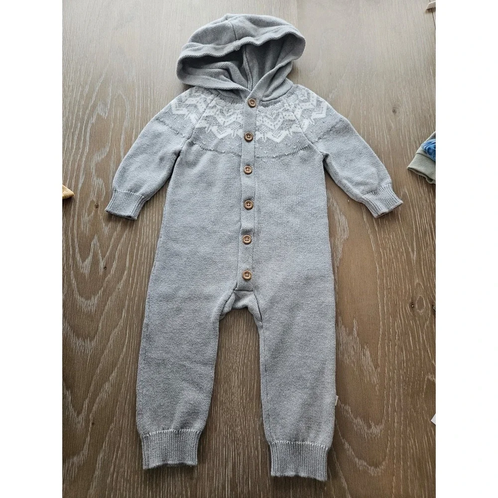 Little planet baby romper 12 mos‎